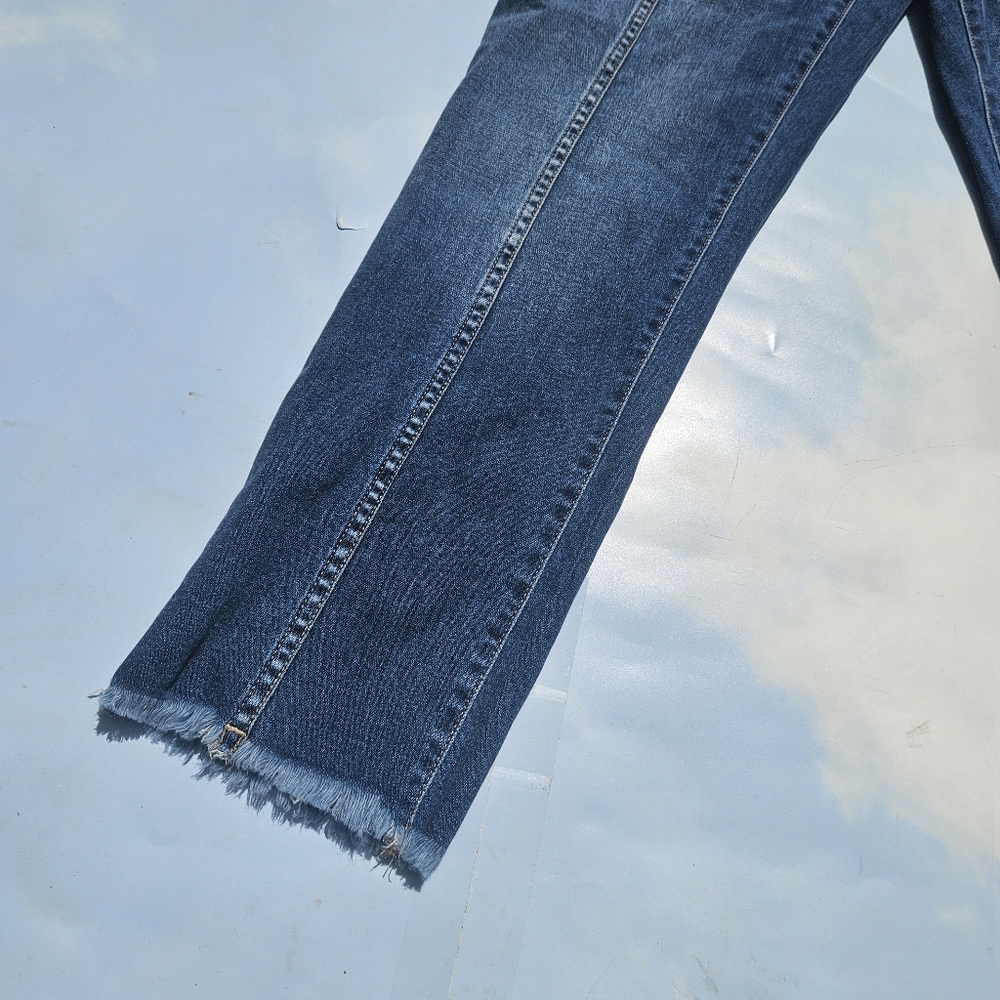 Blue Festival Jeans Trending Blue Demin Capris - Picture 6 of 16